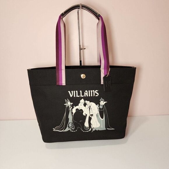 NWT Coach CC407 Disney X Coach Tote With Villains Motif Black Multi - Picture 1 of 9